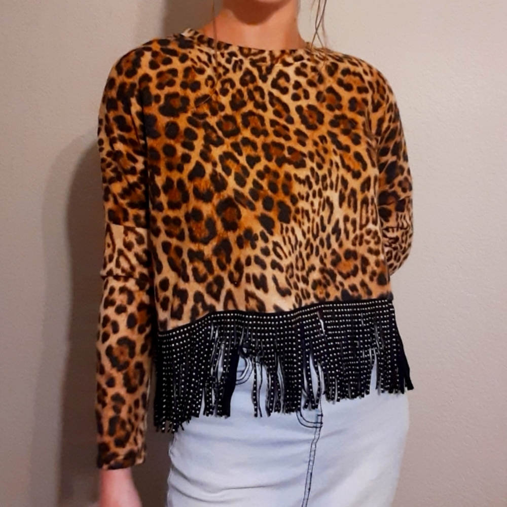 || Cheetah Fringe Sweater